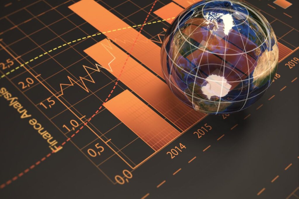 Gráfico financeiro laranja e preto com tendências de 2014 a 2019 e um globo terrestre, representando finanças globais.